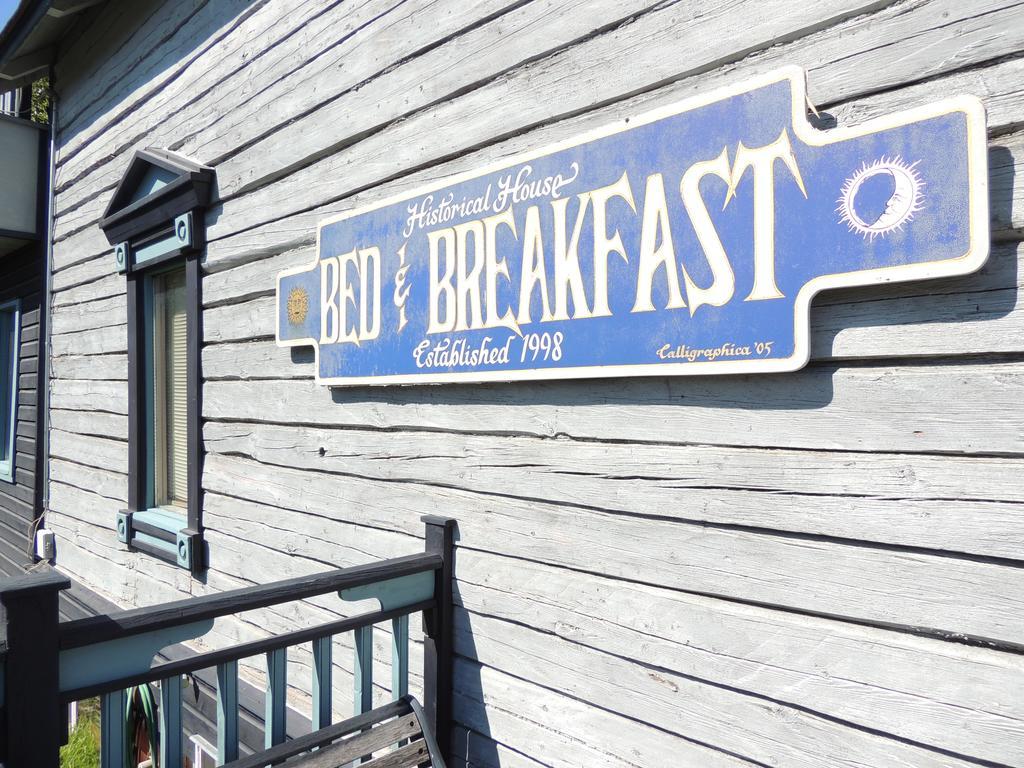 Historical Guest House Whitehorse Exterior foto
