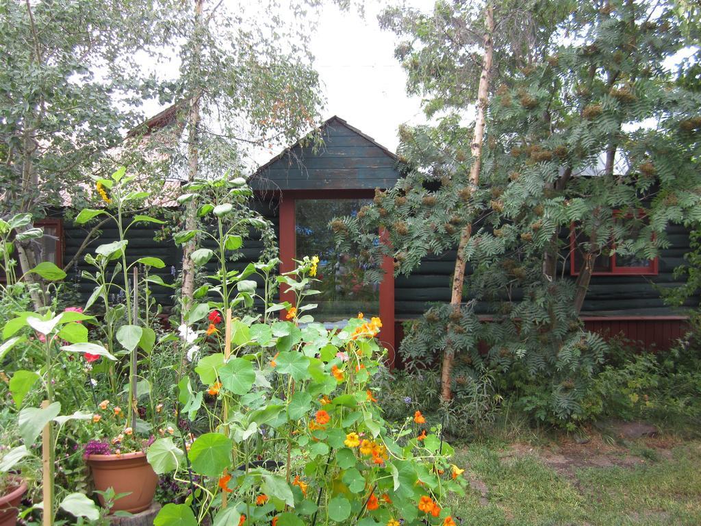Historical Guest House Whitehorse Exterior foto